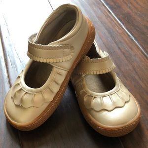 Livie and Luca gold size 8 Mary Jane